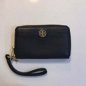 Tory Burch wristlet NEW w gift box